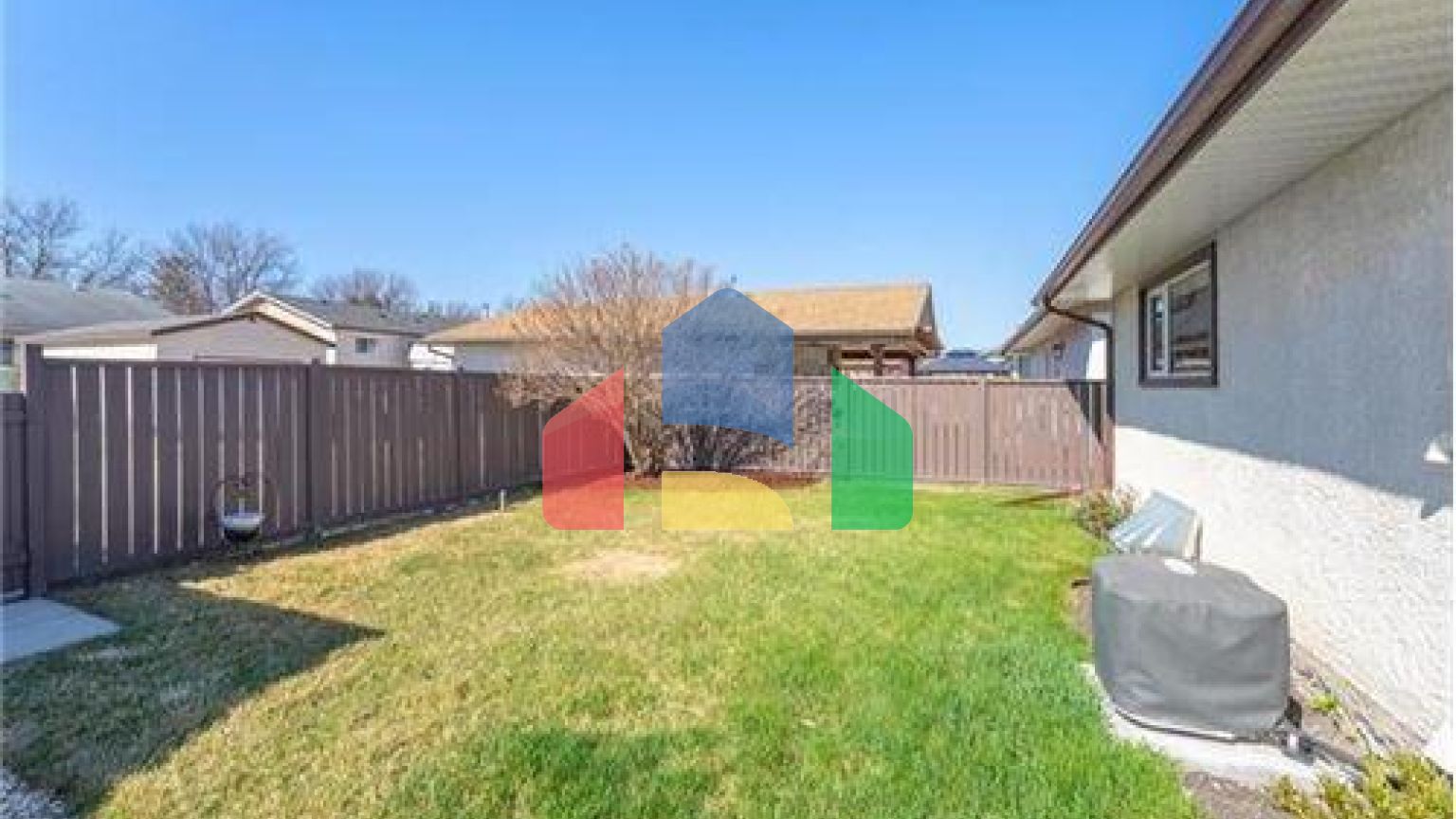 Residential - Single Family Home - Winnipeg, Canada - Canada