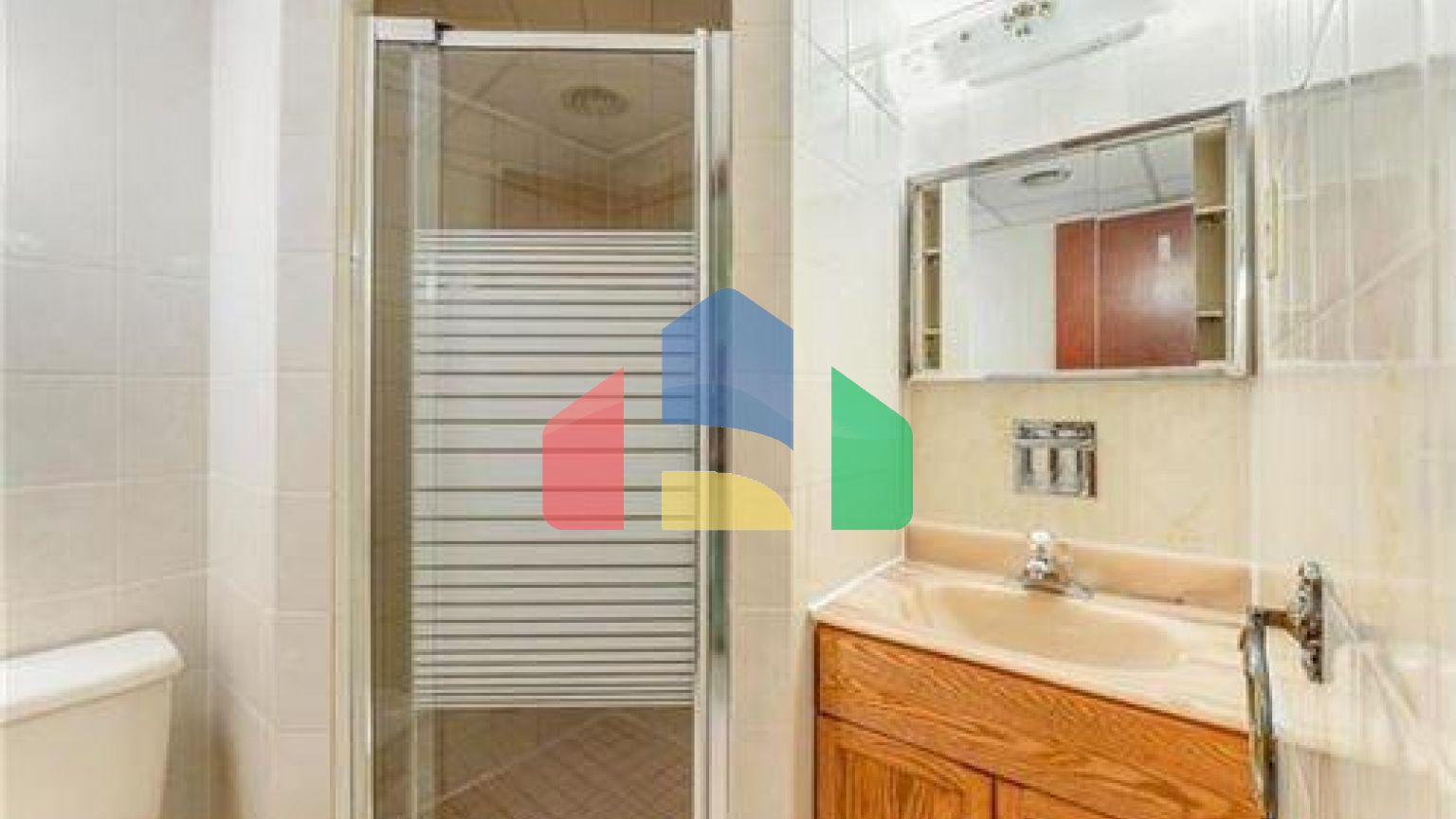 Residential - Single Family Home - Winnipeg, Canada - Canada