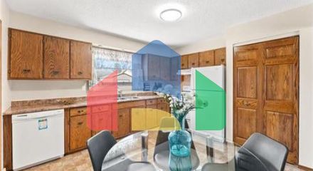 Residential - Single Family Home - Winnipeg, Canada - Canada