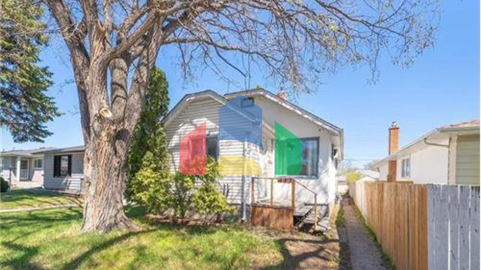 Residential - Single Family Home - Winnipeg, Canada - Canada