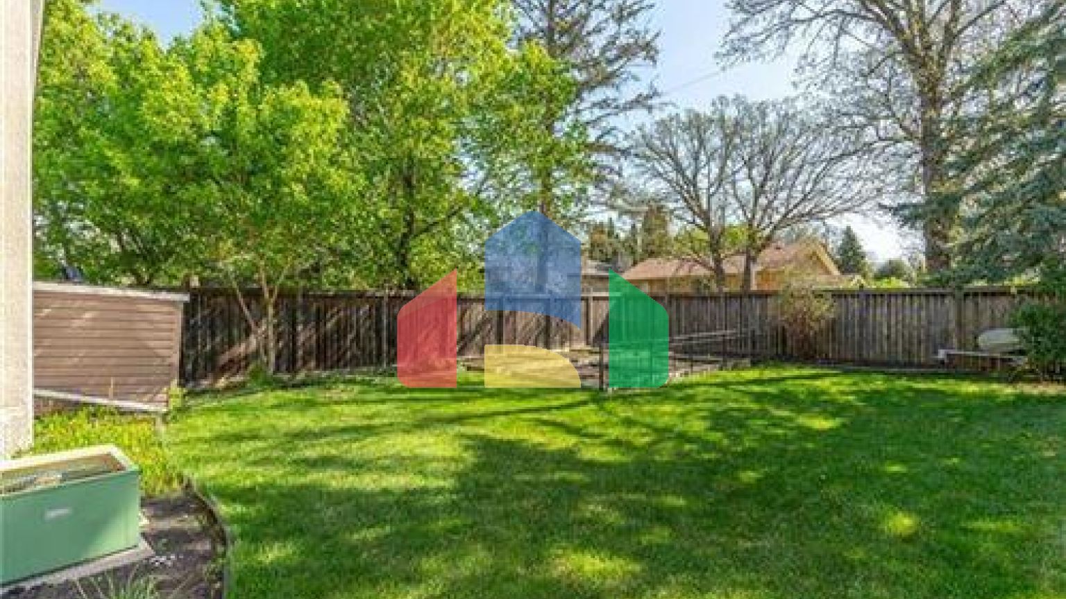 Residential - Single Family Home - Winnipeg, Canada - Canada