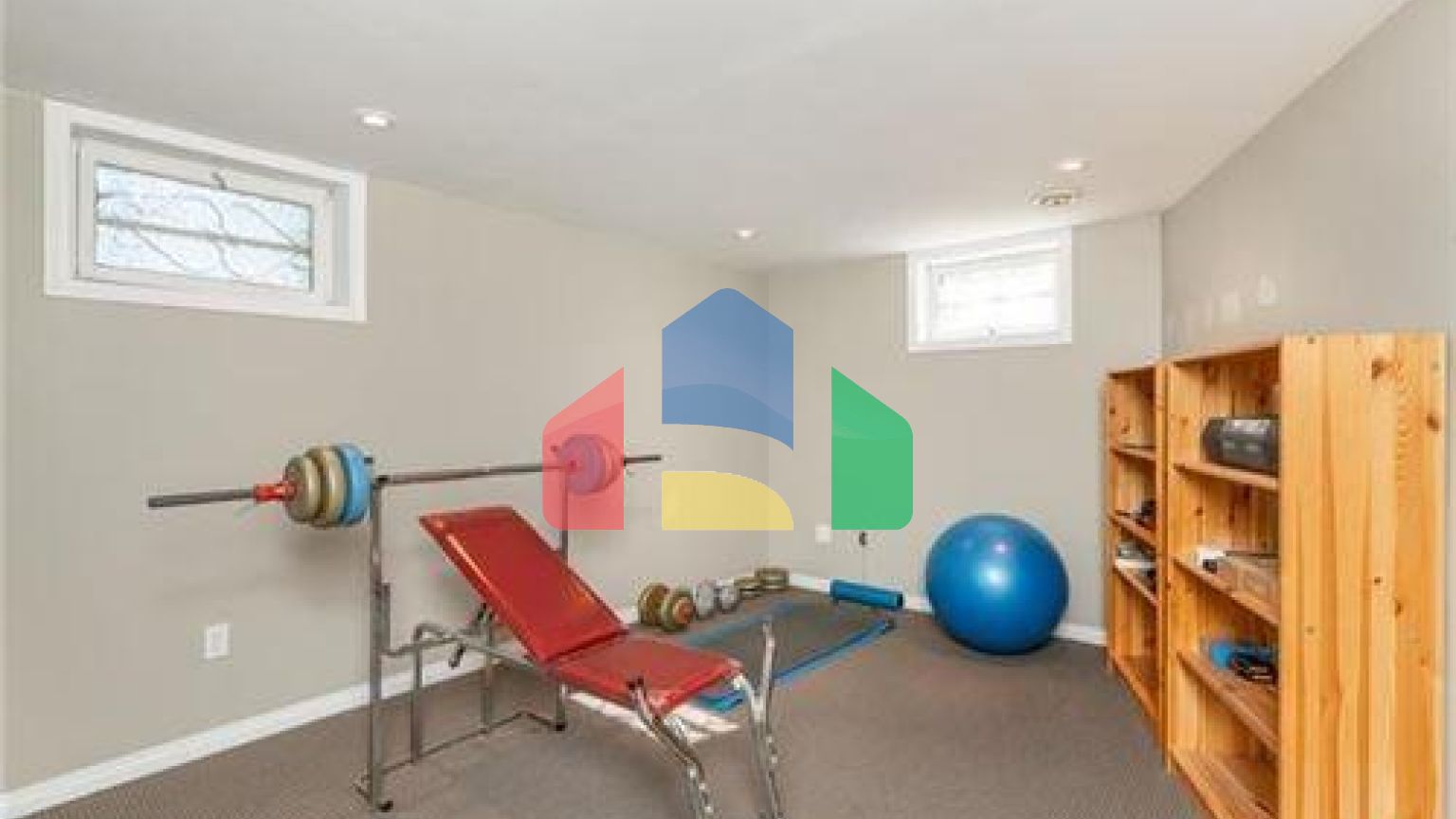 Residential - Single Family Home - Winnipeg, Canada - Canada