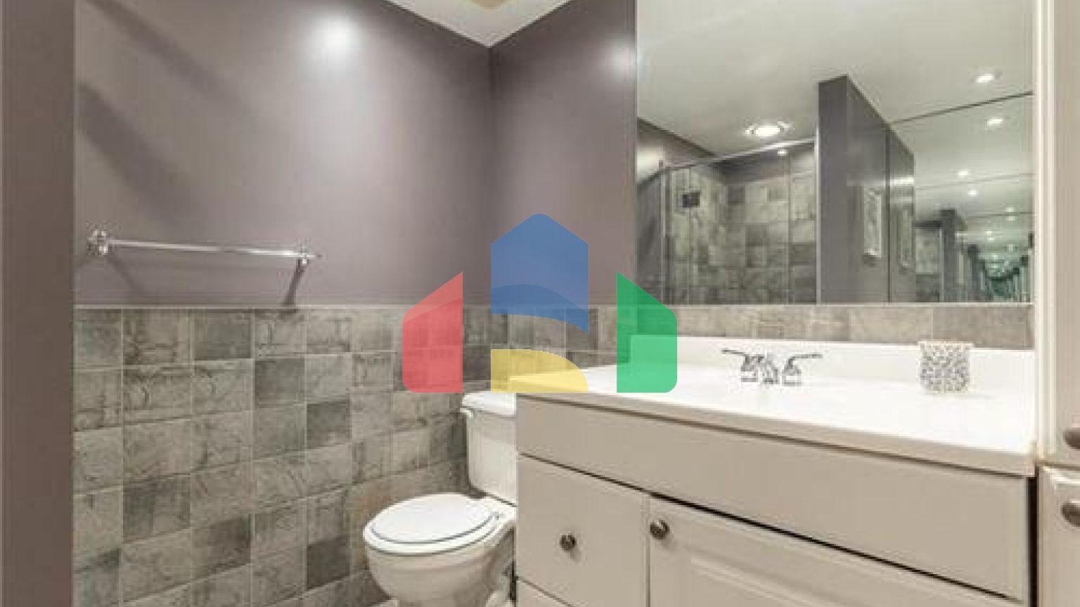 Residential - Single Family Home - Winnipeg, Canada - Canada