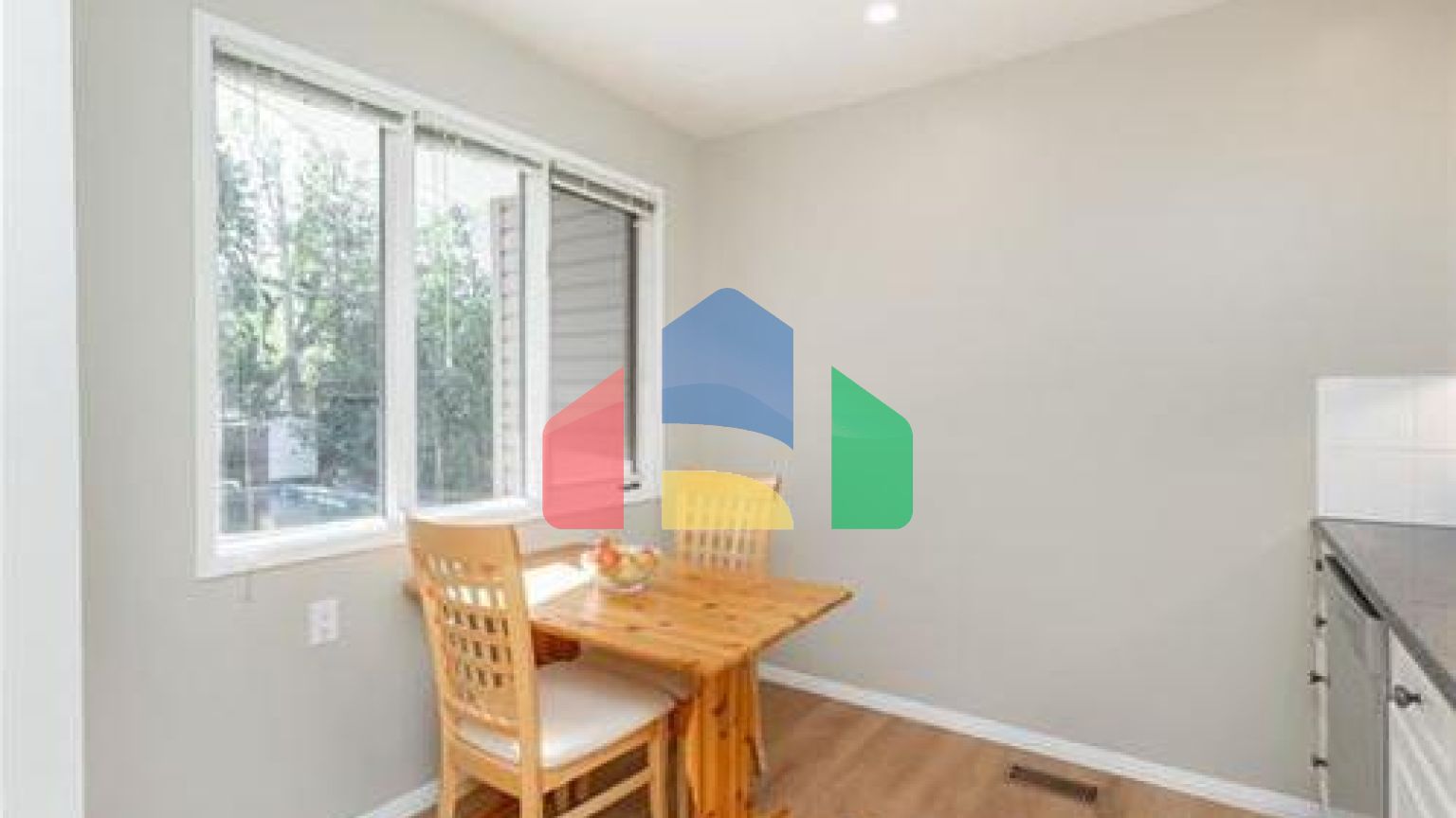 Residential - Single Family Home - Winnipeg, Canada - Canada