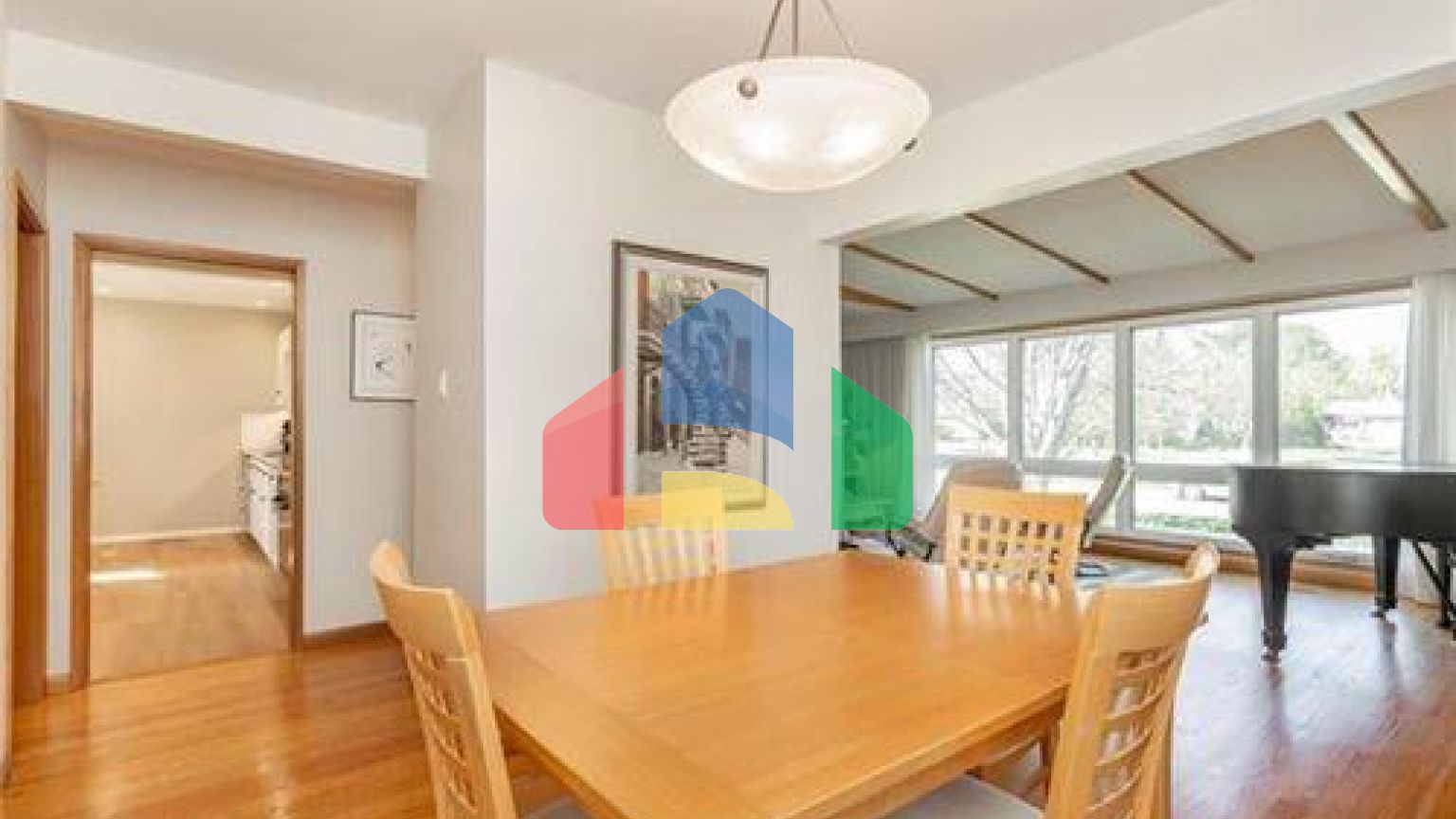 Residential - Single Family Home - Winnipeg, Canada - Canada