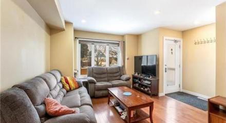 Residential - Single Family Home - Winnipeg, Canada - Canada