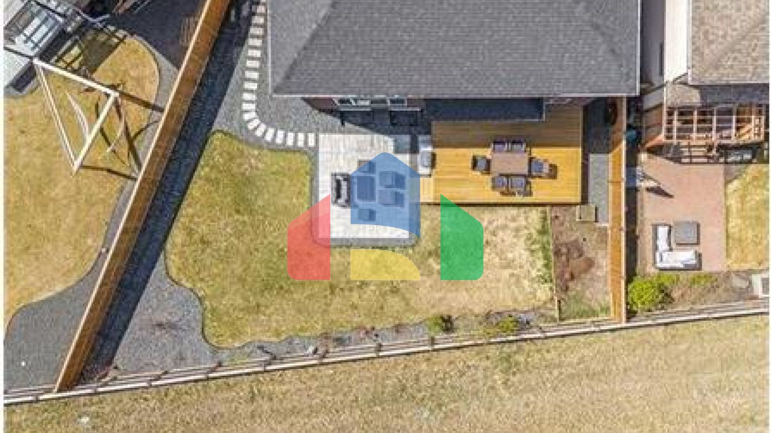 Residential - Single Family Home - Winnipeg, Canada - Canada