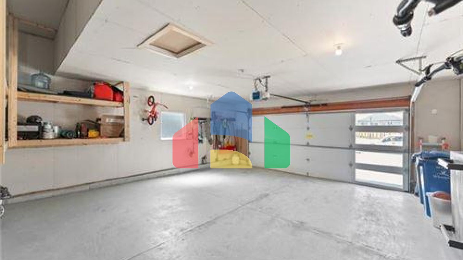 Residential - Single Family Home - Winnipeg, Canada - Canada