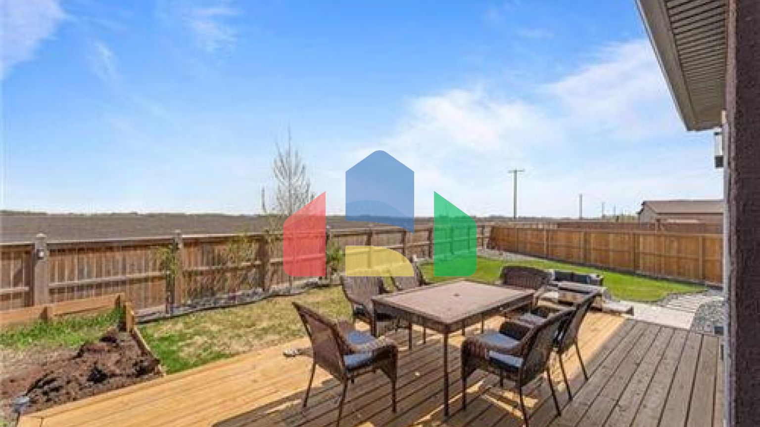 Residential - Single Family Home - Winnipeg, Canada - Canada