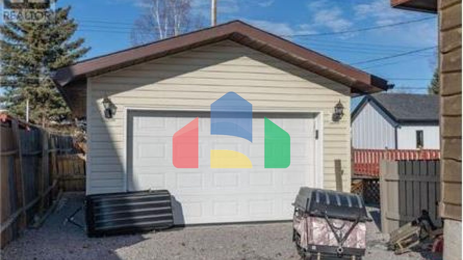 Residential - Single Family Home - Yellowknife, Canada - Canada