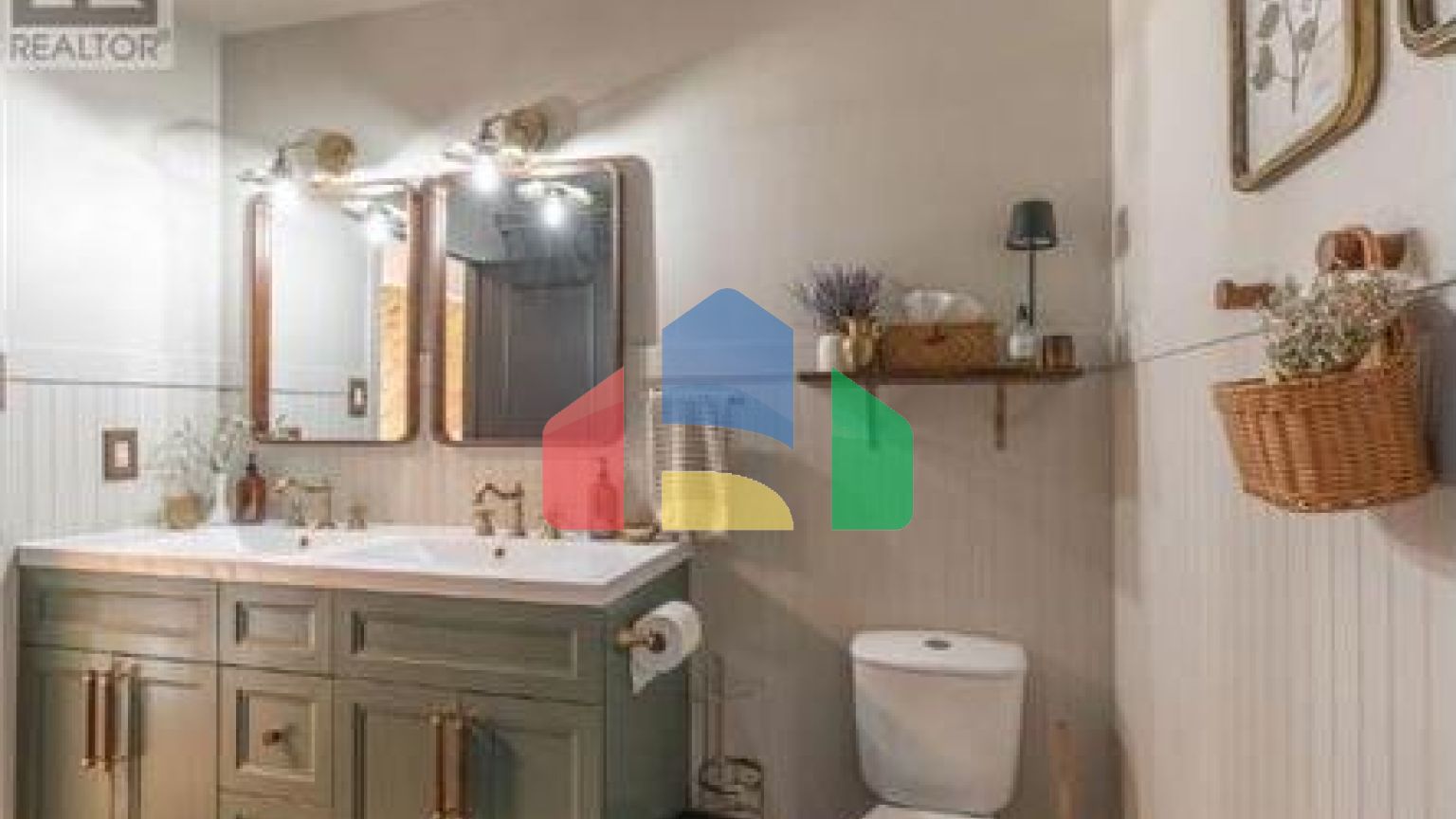 Residential - Single Family Home - Yellowknife, Canada - Canada