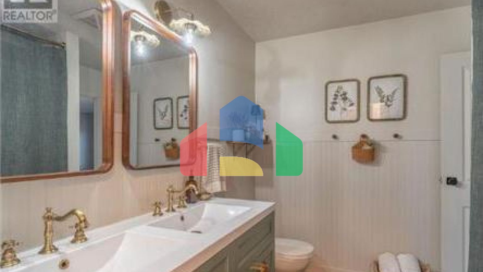 Residential - Single Family Home - Yellowknife, Canada - Canada