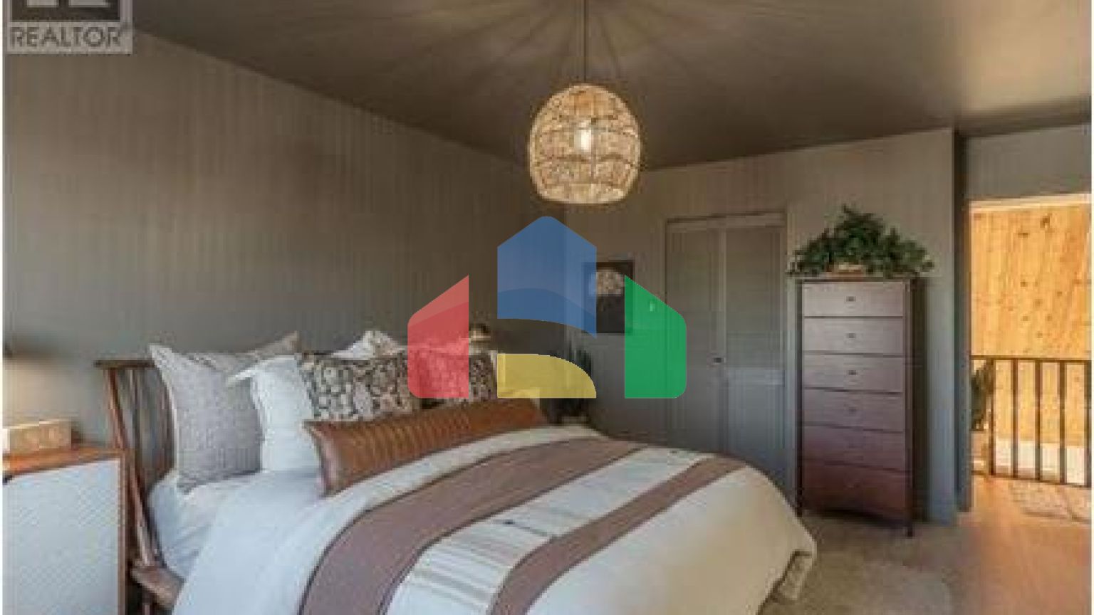 Residential - Single Family Home - Yellowknife, Canada - Canada