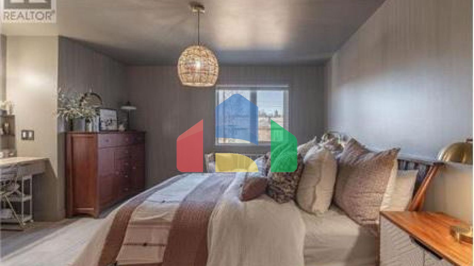 Residential - Single Family Home - Yellowknife, Canada - Canada