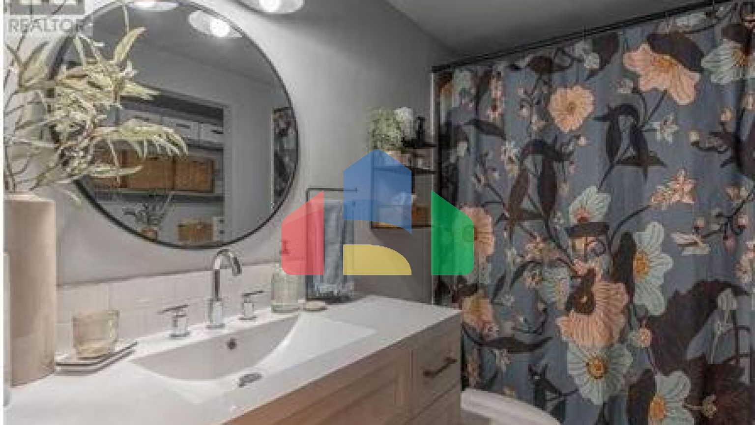 Residential - Single Family Home - Yellowknife, Canada - Canada