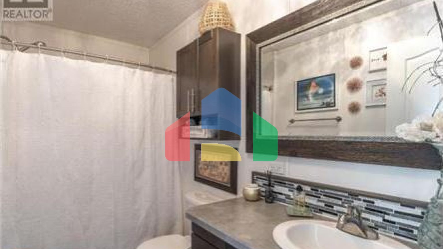 Residential - Single Family Home - Yellowknife, Canada - Canada