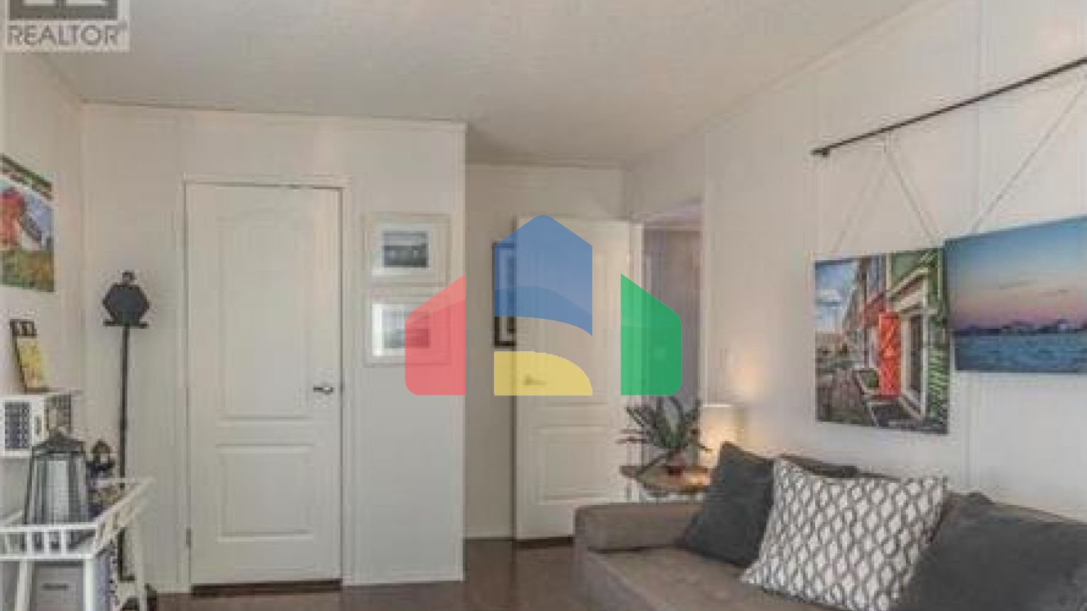 Residential - Single Family Home - Yellowknife, Canada - Canada