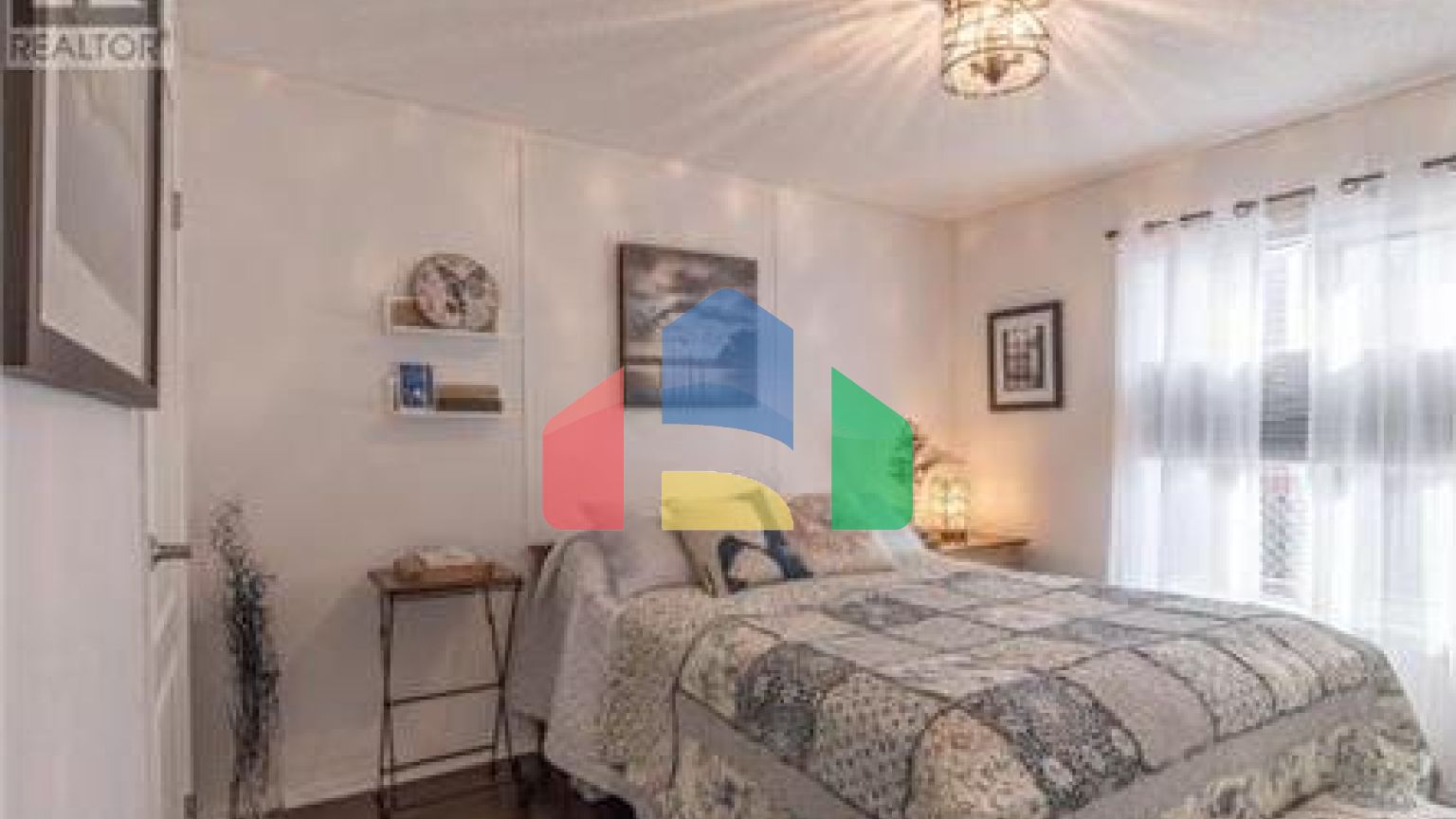 Residential - Single Family Home - Yellowknife, Canada - Canada