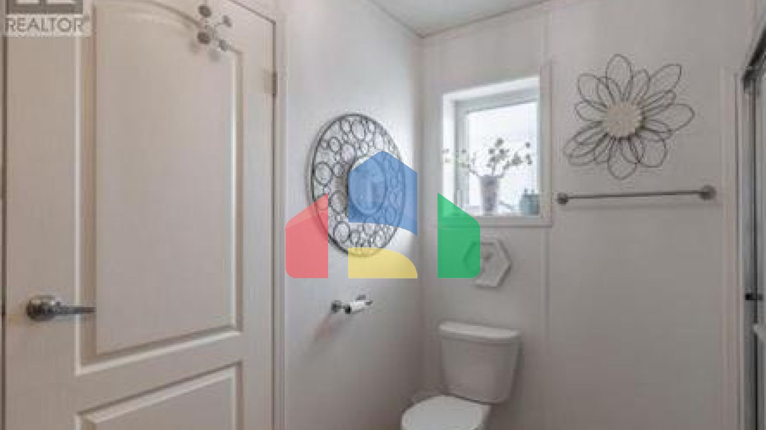 Residential - Single Family Home - Yellowknife, Canada - Canada