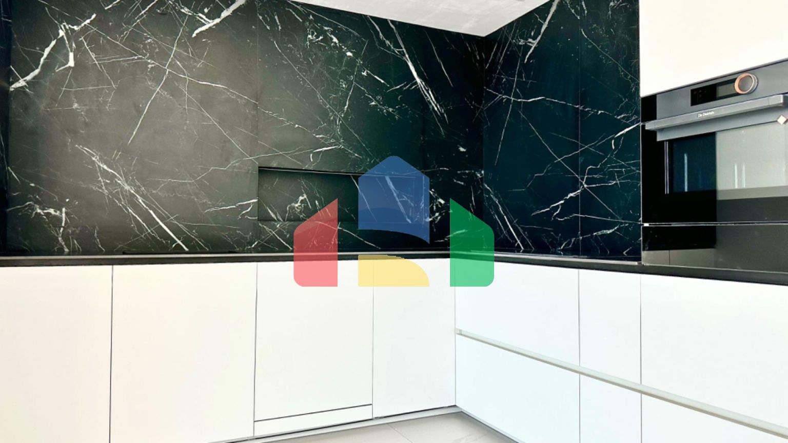 РОСКОШНАЯ ВИЛЛА В АЛЬТЕА ХИЛЛС