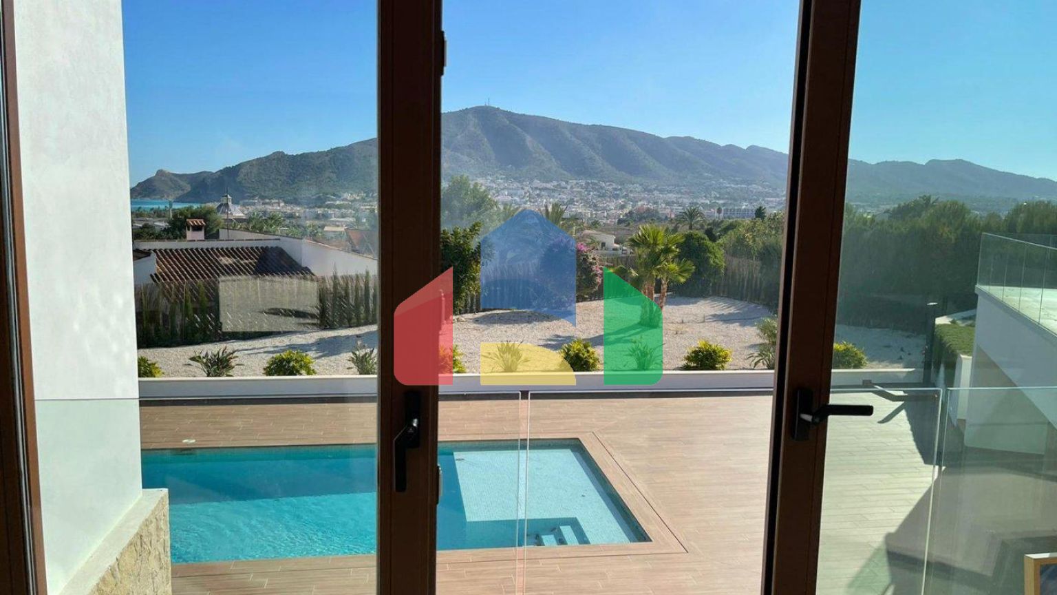 ЛЮКС ВИЛЛА В АЛЬТЕЕ