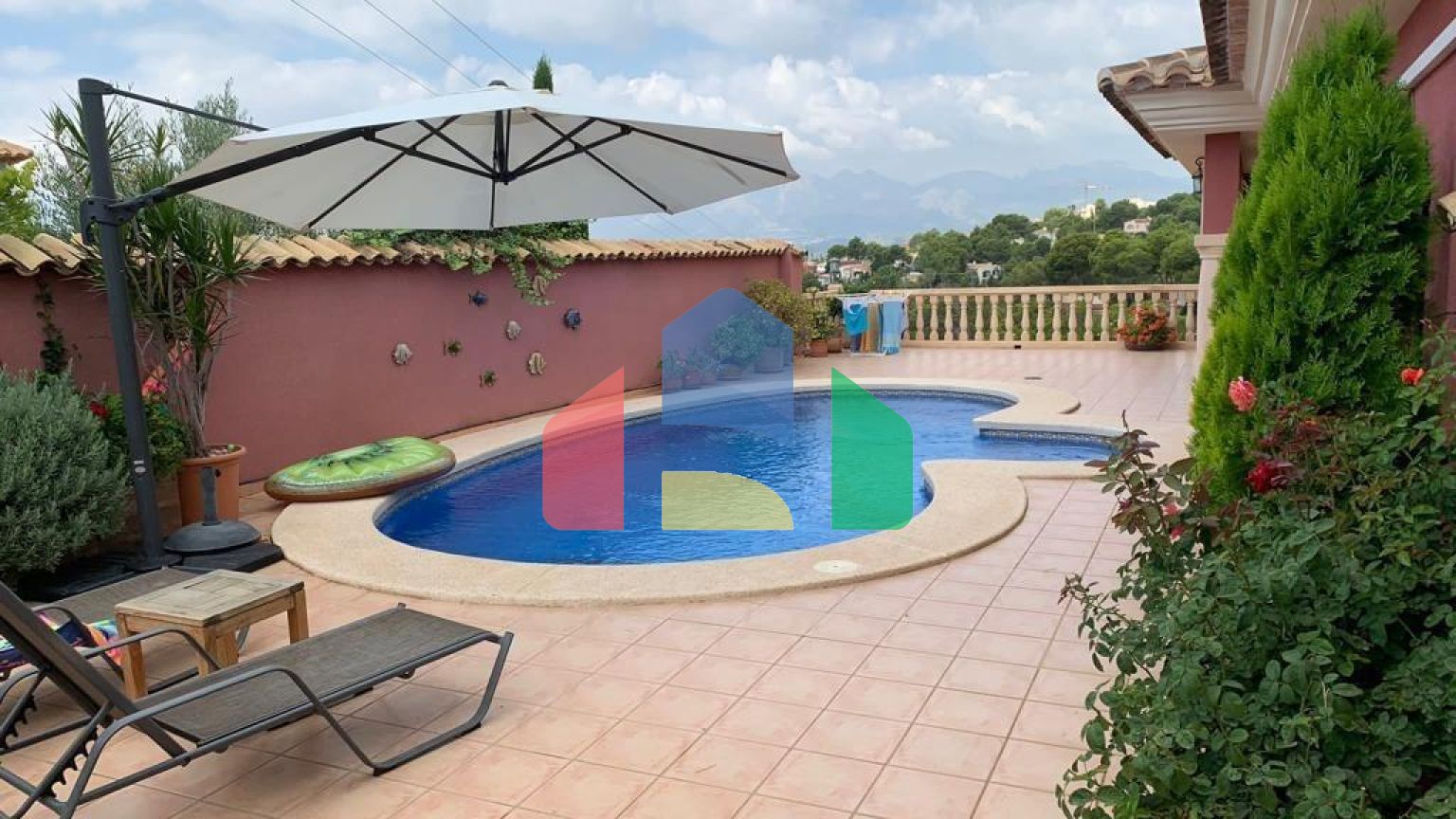 Средиземноморская вилла в 5 мин от пляжа