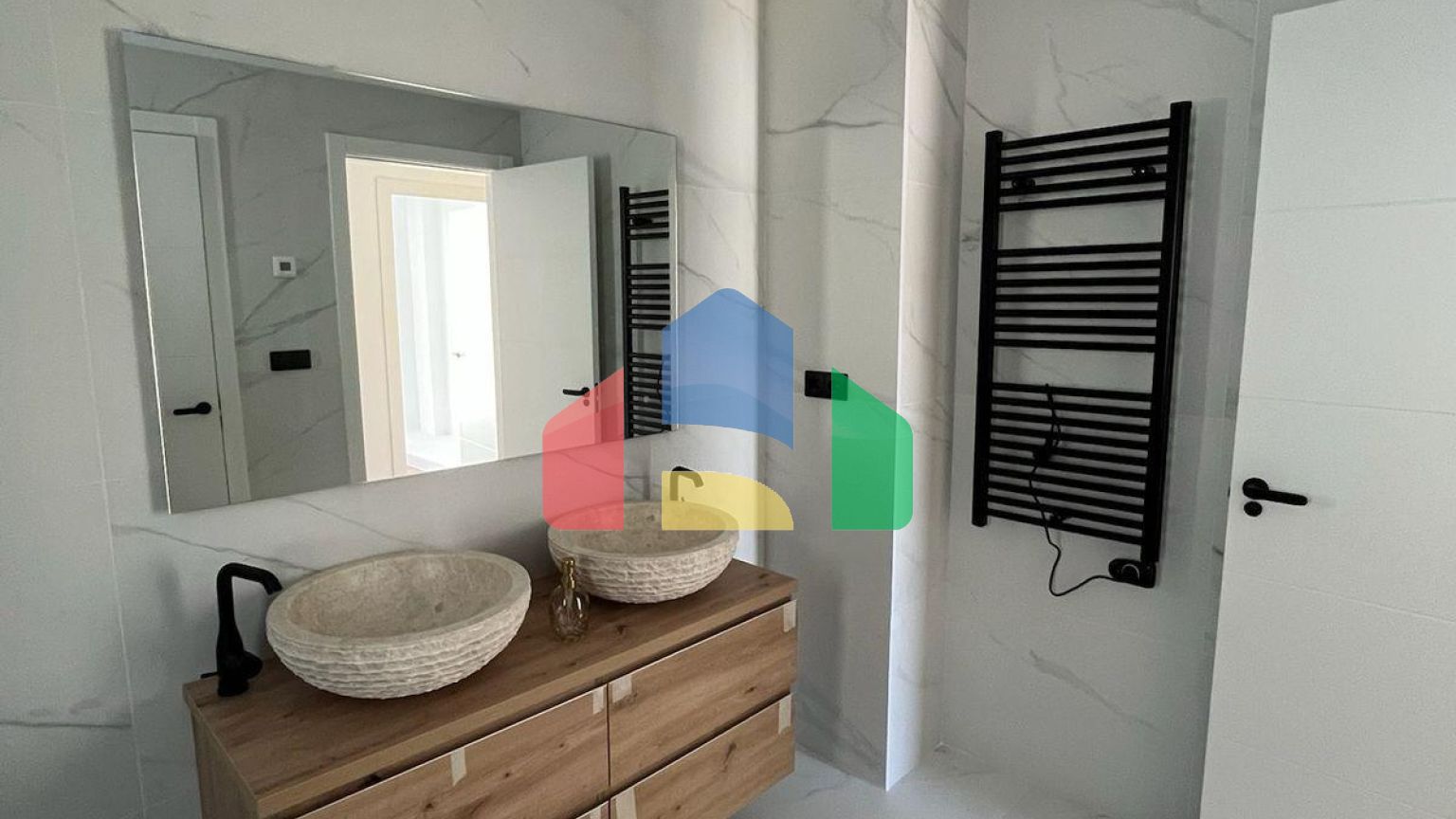 Отремонтированные виллы класса люкс с панорамными видами в Сьерра-де-Альтеа