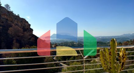 Элегантная вилла в Альтеа ла Велья с видом на море