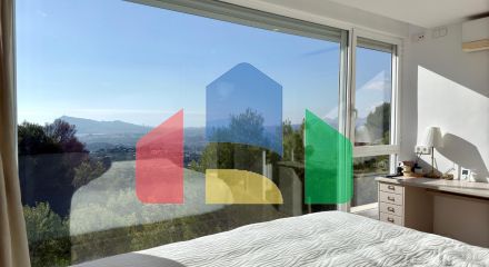 Элегантная вилла в Альтеа ла Велья с видом на море