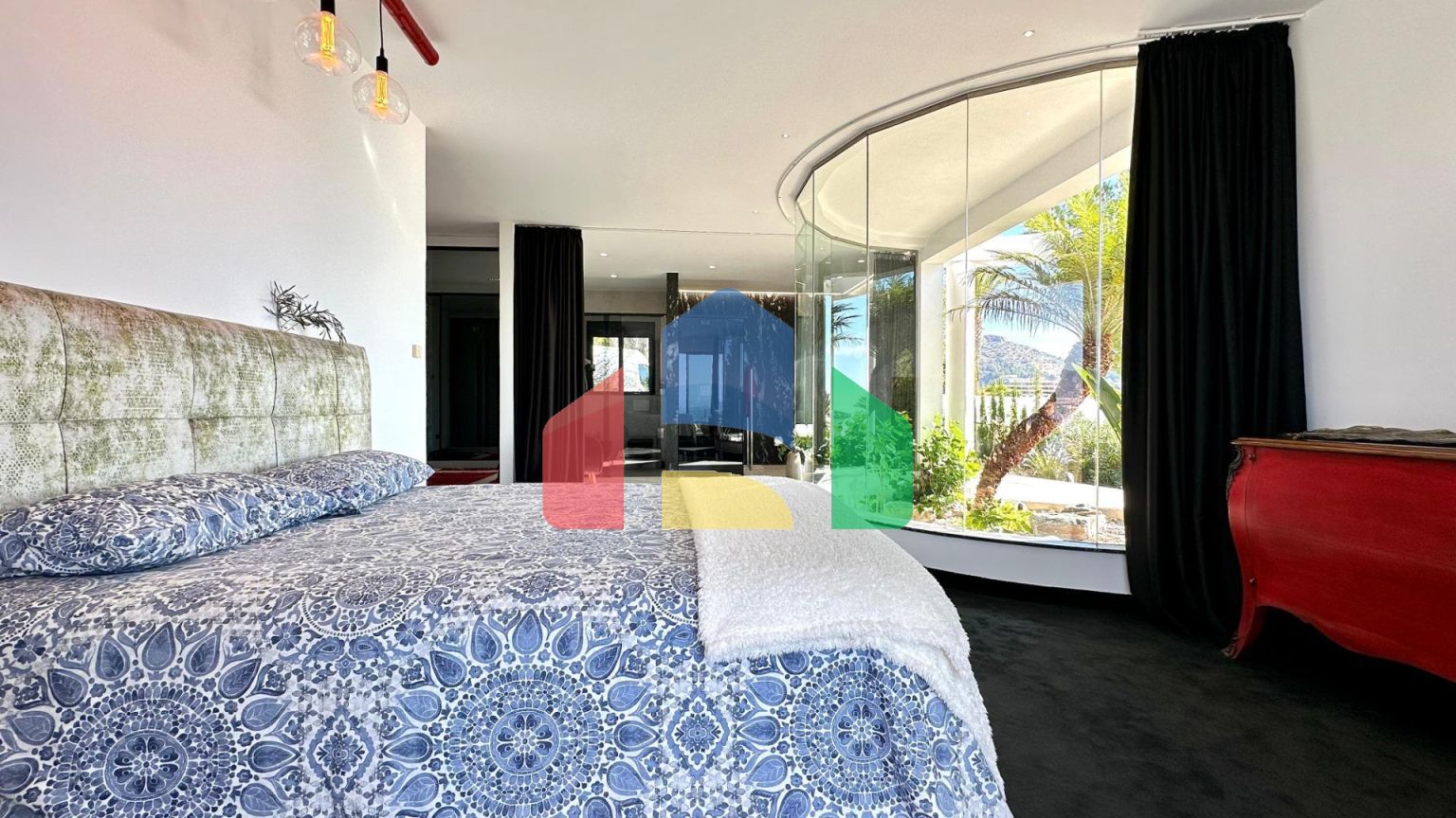 Элегантная вилла с видом на море и Альтеа-ла-Велья