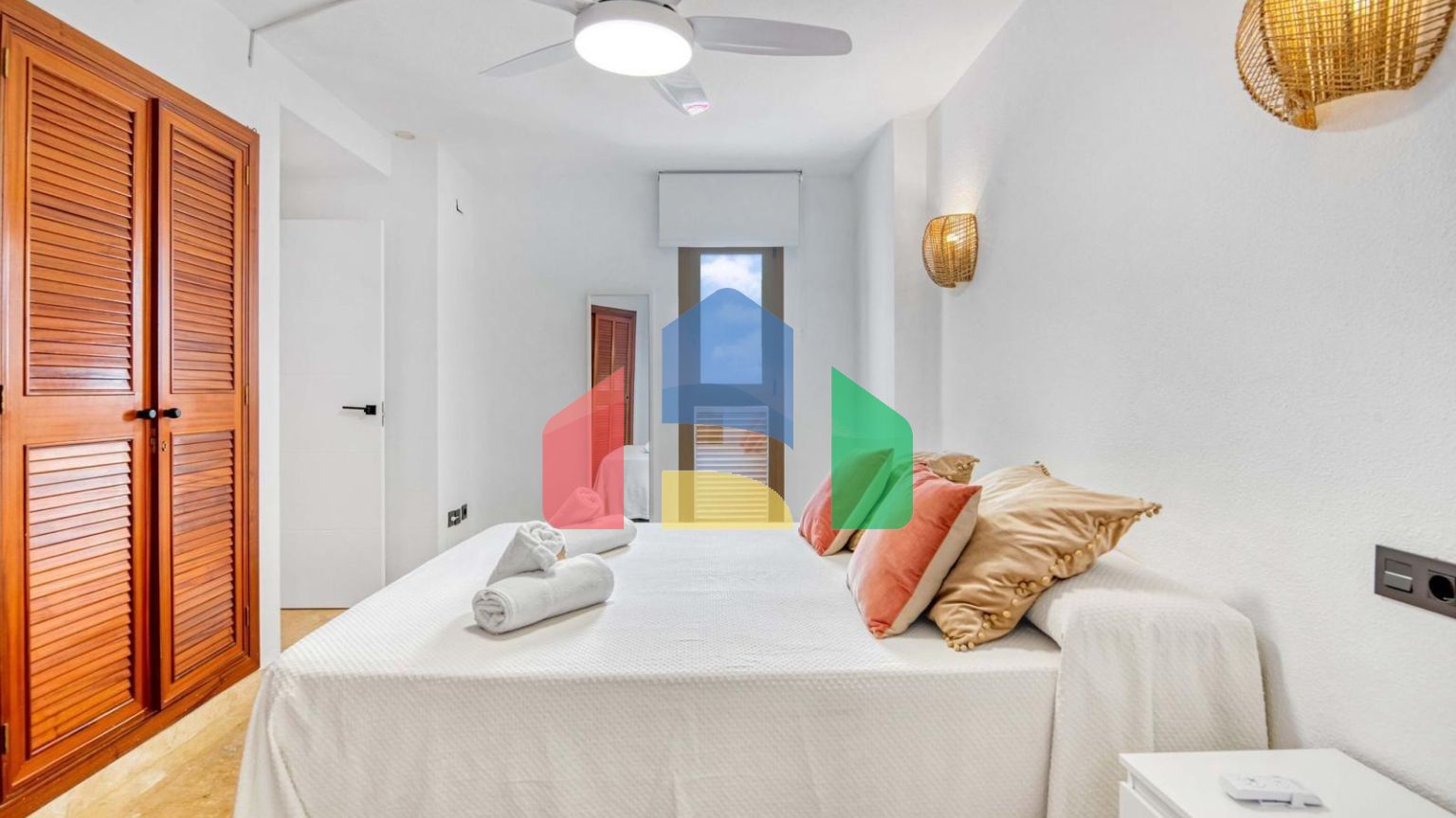 УНИКАЛЬНАЯ ИНВЕСТИЦИЯ В МАСКАРАТ, АЛТЕА – АПАРТАМЕНТ МЕЧТЫ НА ПЕРВОЙ ЛИНИИ МОРЯ!