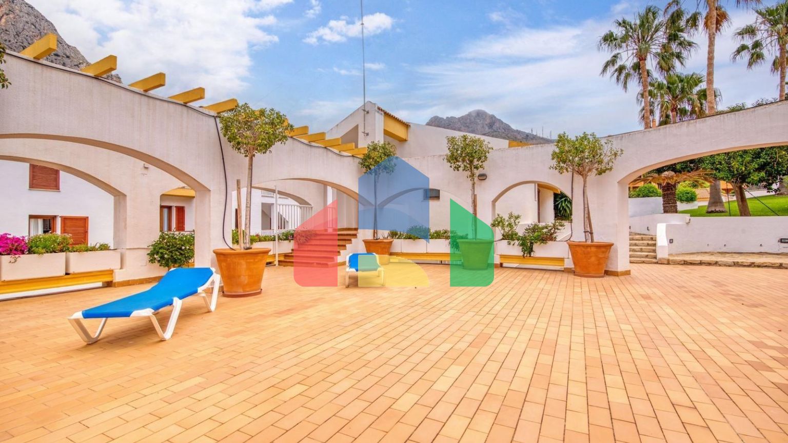 УНИКАЛЬНАЯ ИНВЕСТИЦИЯ В МАСКАРАТ, АЛТЕА – АПАРТАМЕНТ МЕЧТЫ НА ПЕРВОЙ ЛИНИИ МОРЯ!