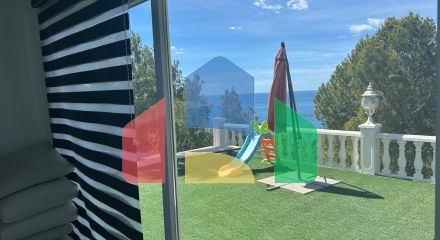 Вилла в средиземноморском стиле с видом на море в Алтеа Хиллс