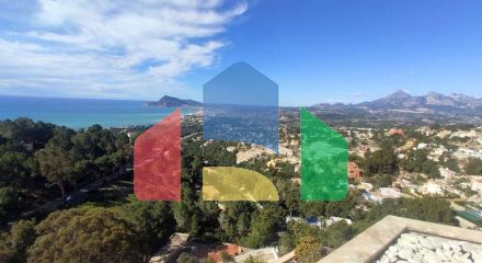 НОВАЯ ВИЛЛА КЛАССА ЛЮКС В АЛТЕЕ