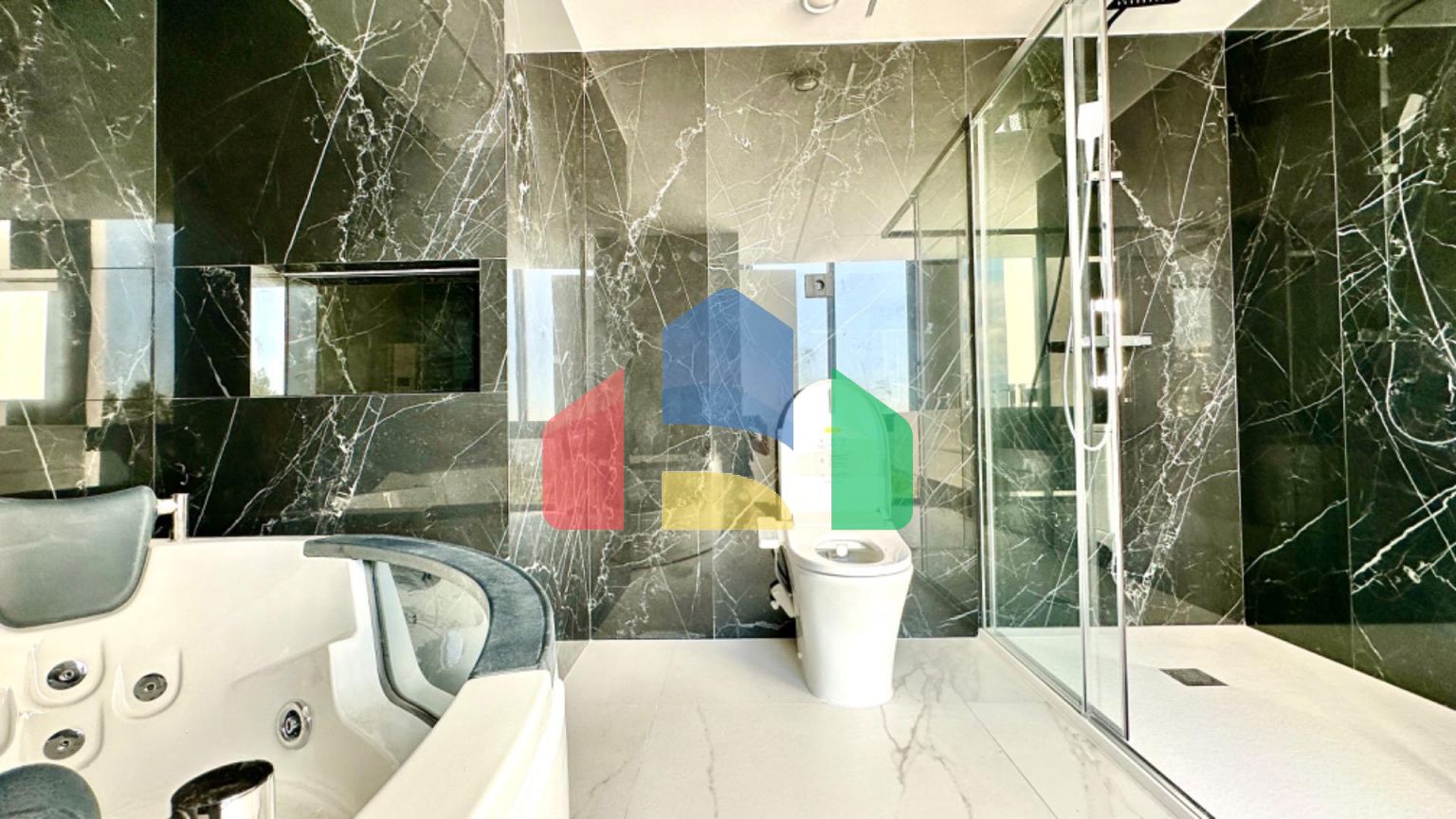 РОСКОШНАЯ ВИЛЛА В АЛЬТЕА ХИЛЛС