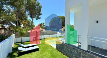 Современная вилла на продажу в Altea la Vella – Santa Clara
