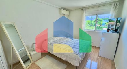 Квартира на пляже Альбира с видом на море