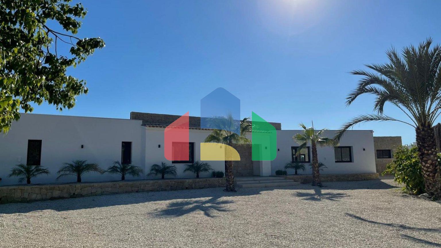 ЛЮКС ВИЛЛА В АЛЬТЕЕ