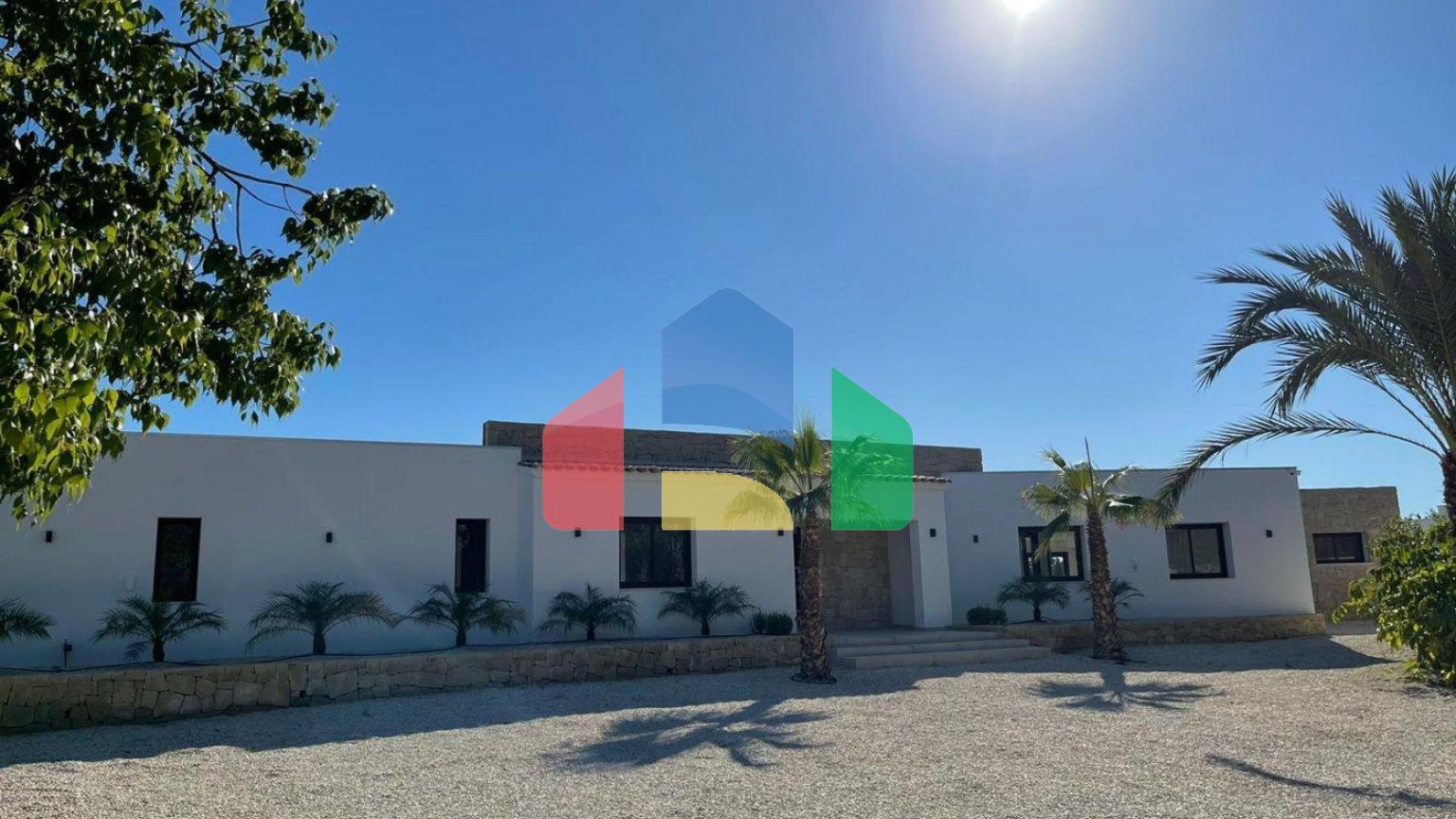 ЛЮКС ВИЛЛА В АЛЬТЕЕ