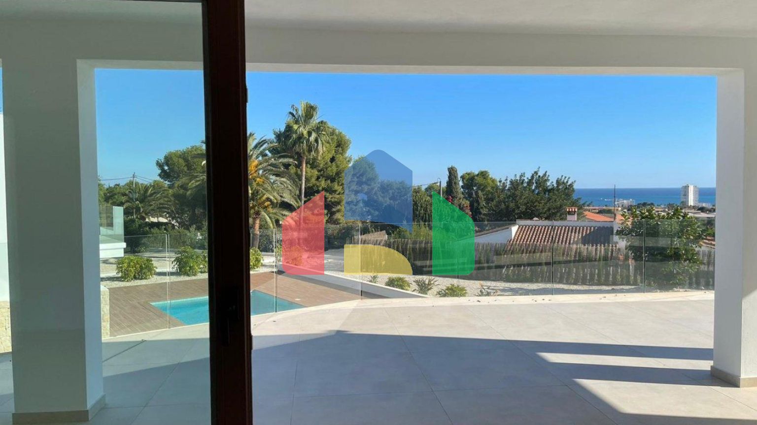 ЛЮКС ВИЛЛА В АЛЬТЕЕ