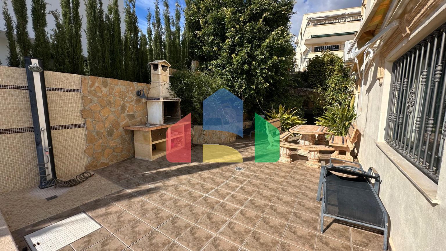 Апартаменты для жизни и отдыха в Альтеа