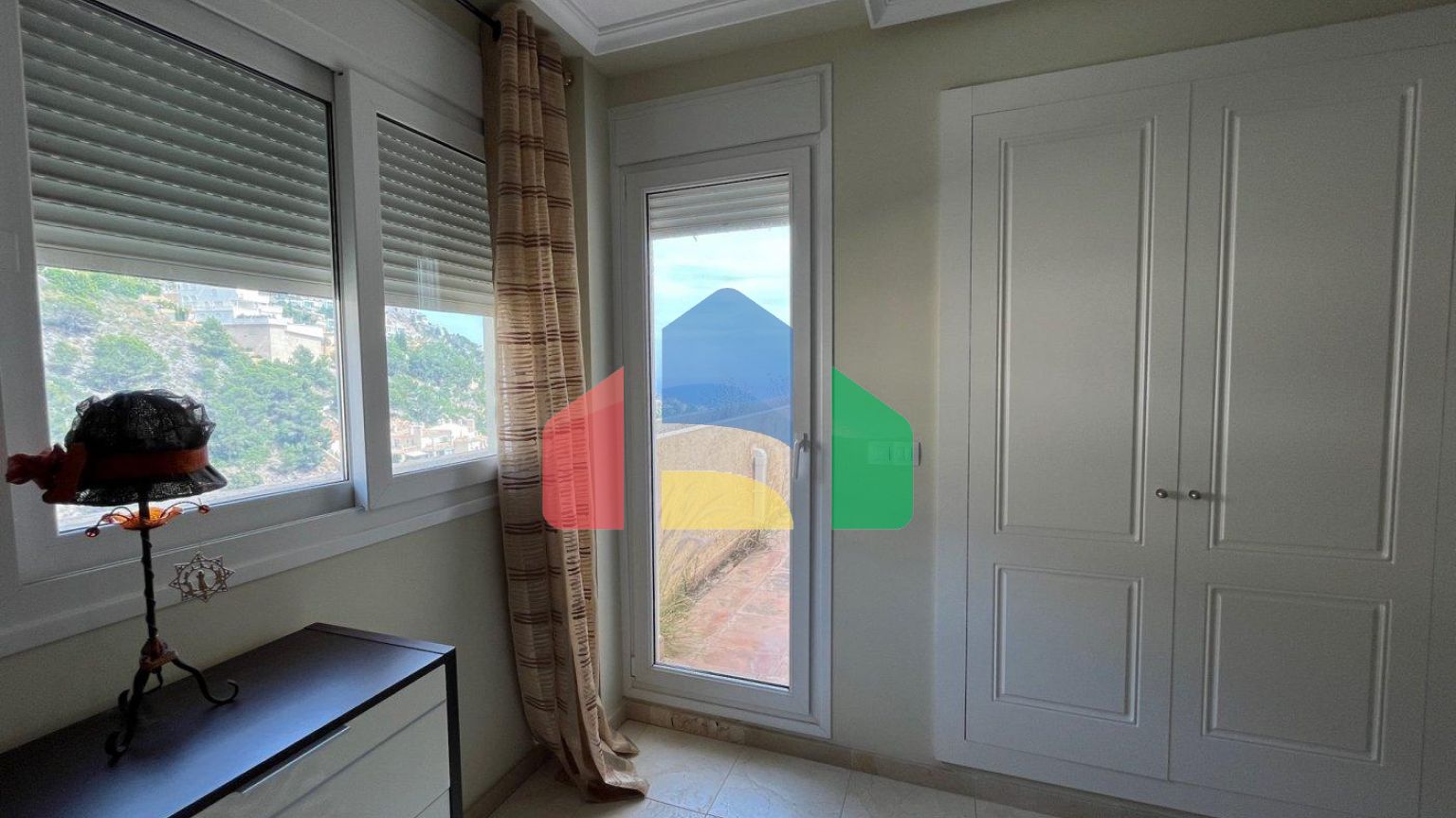 ЭКСКЛЮЗИВНАЯ КВАРТИРА С ВИДОМ НА МОРЕ ALTEA HILLS