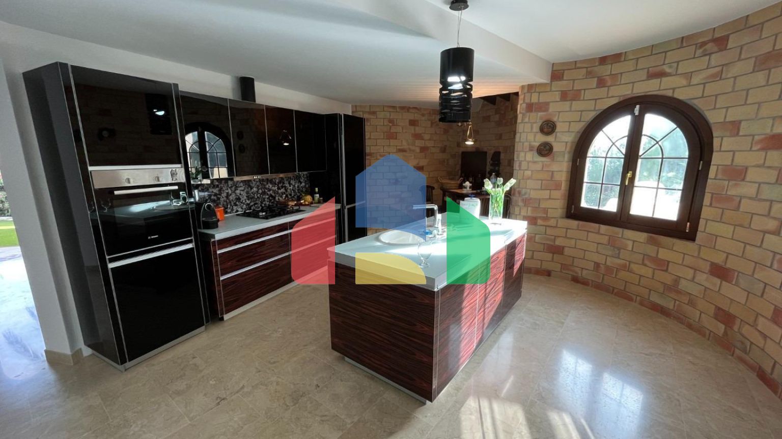 Роскошная вилла в средиземноморском стиле в Сьерра-де-Альтеа