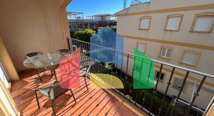 Светлый двухуровневый пентхаус у моря