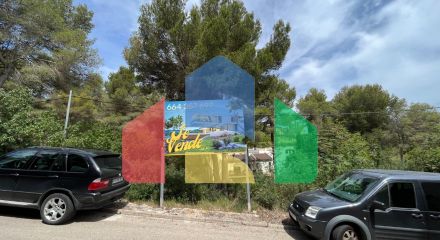 Magnificent plot with sea views in Javea