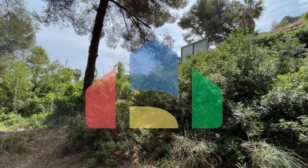 Magnificent plot with sea views in Javea