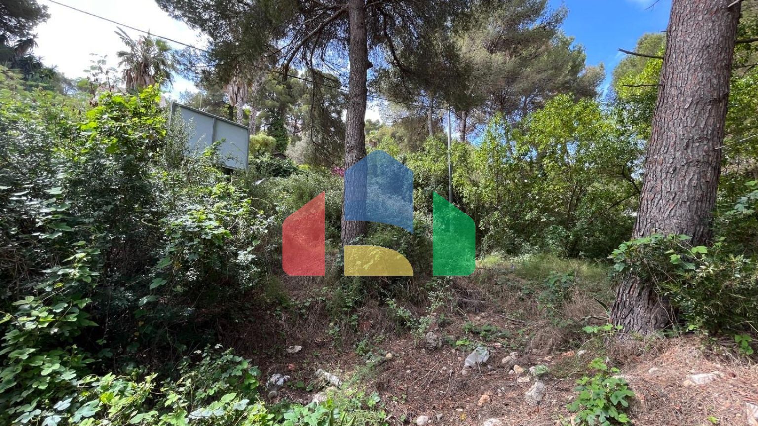 Великолепный участок с видом на море в Хавеи