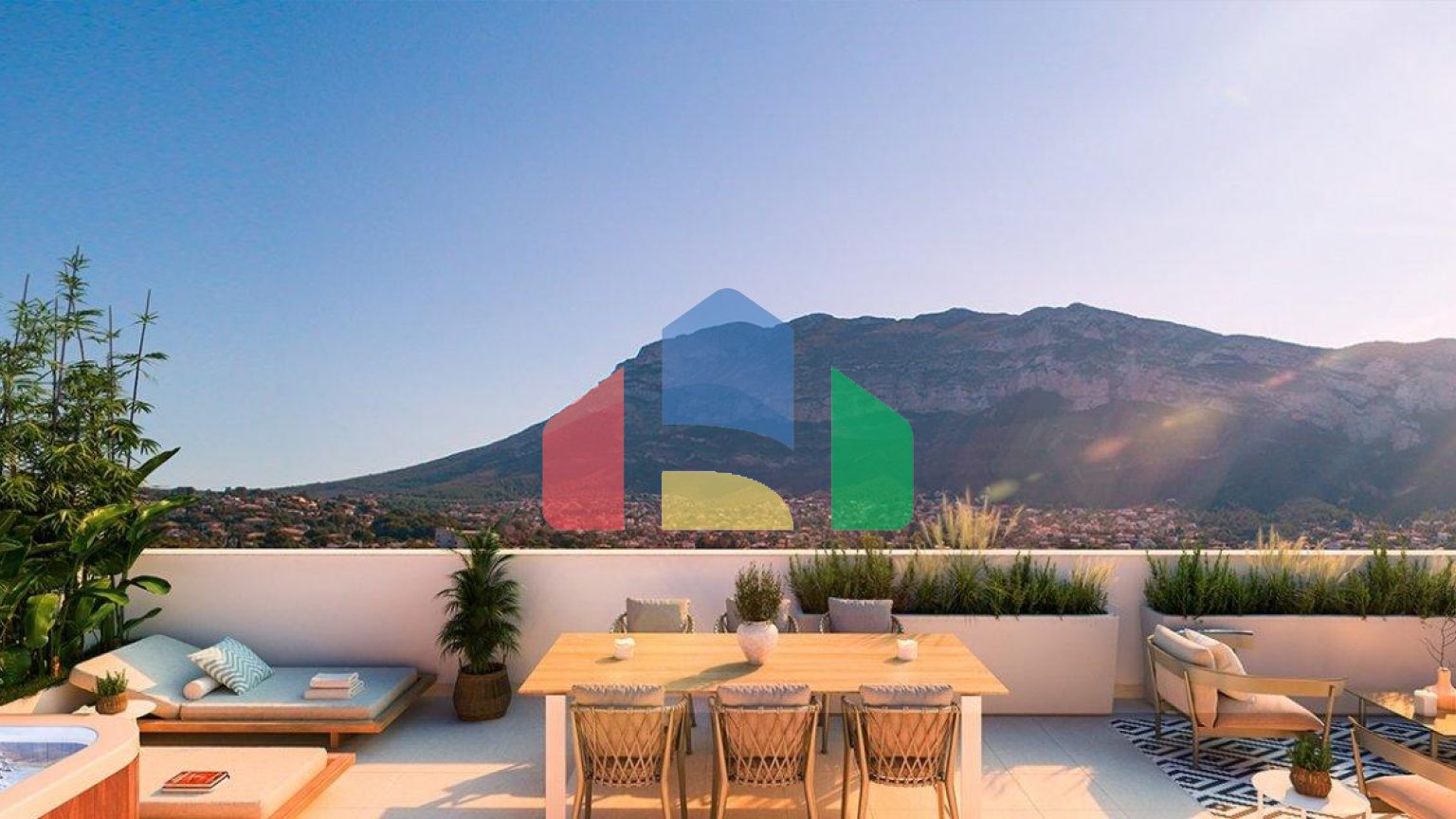 ОТЛИЧНЫЕ АПАРТАМЕНТЫ В ДЕНИИ В 700 М ОТ МОРЯ