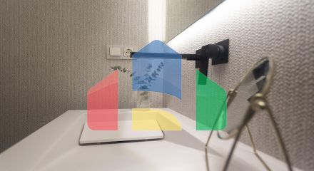 СРЕДИЗЕМНОМОРСКОЕ ЖИЛЬЕ В НЕСКОЛЬКИХ МЕТРАХ ОТ МОРЯ