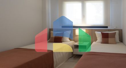 СРЕДИЗЕМНОМОРСКОЕ ЖИЛЬЕ В НЕСКОЛЬКИХ МЕТРАХ ОТ МОРЯ